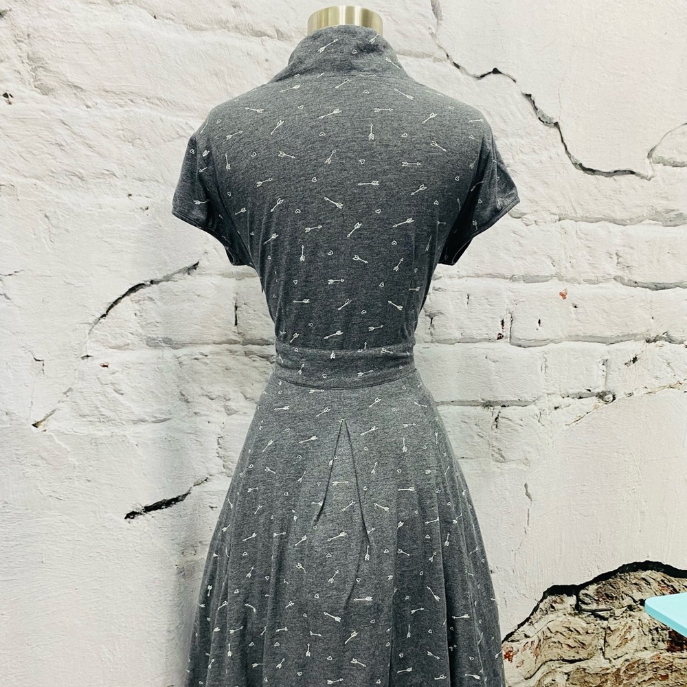 ❤️ eShakti Heart Love Arrow Grey Retro Pinup Fit & Flare Dress with Pockets - Picture 3 of 6